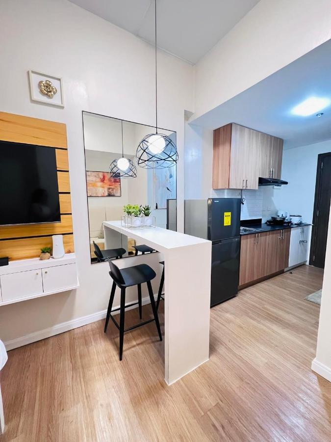 Studio With Mountain View, Near Limketkai Mall In Prime Cagayan De Oro Buitenkant foto